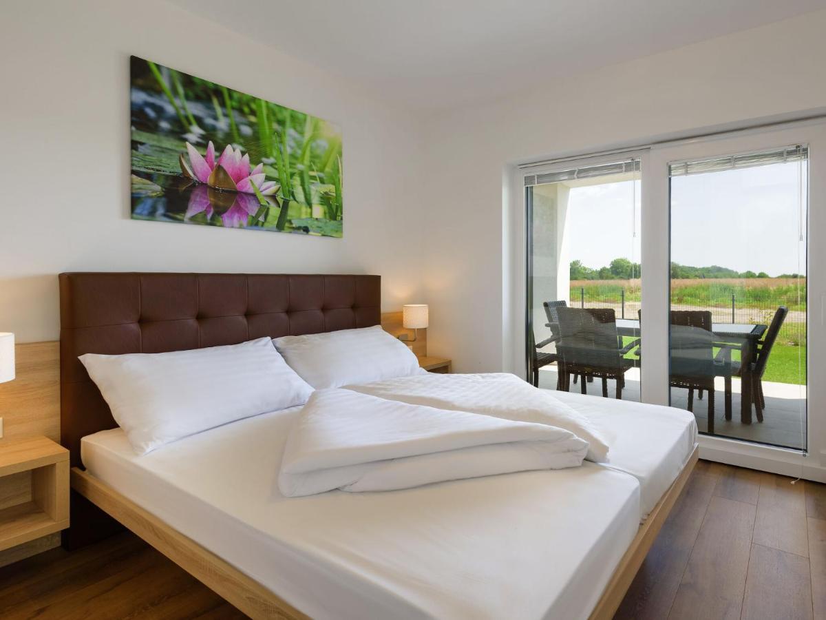 Apartment With Pool, Roof Terrace, Garden Zsira